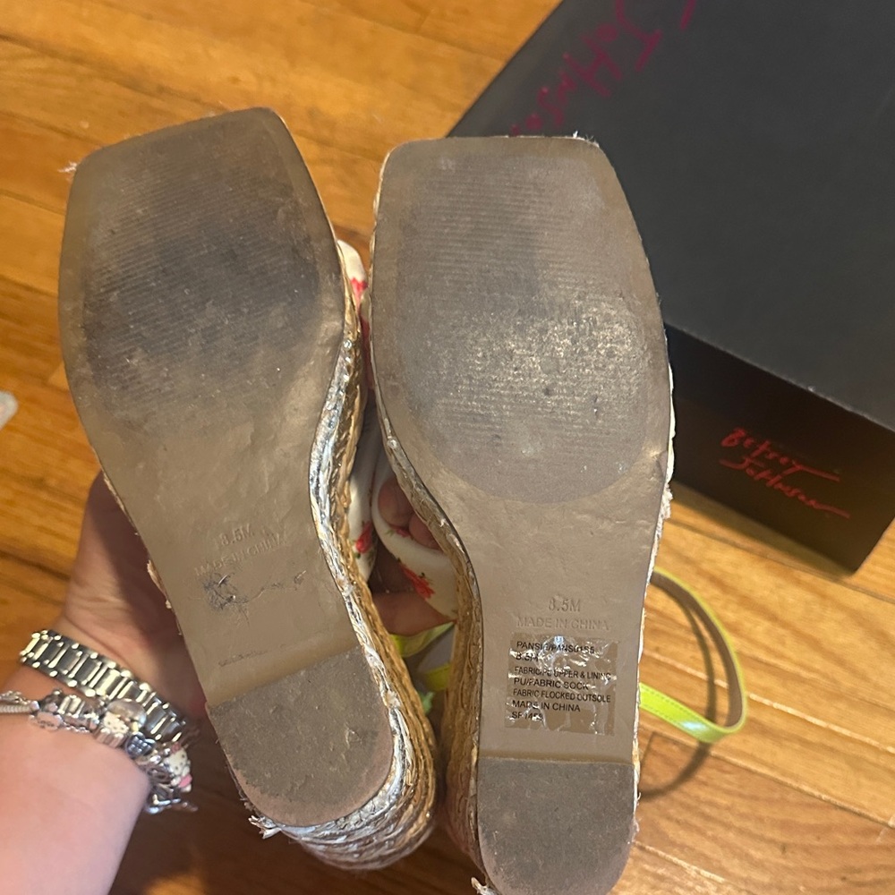 Betsey Johnson Floral Wedges - White and Pink - Picture 4 of 10